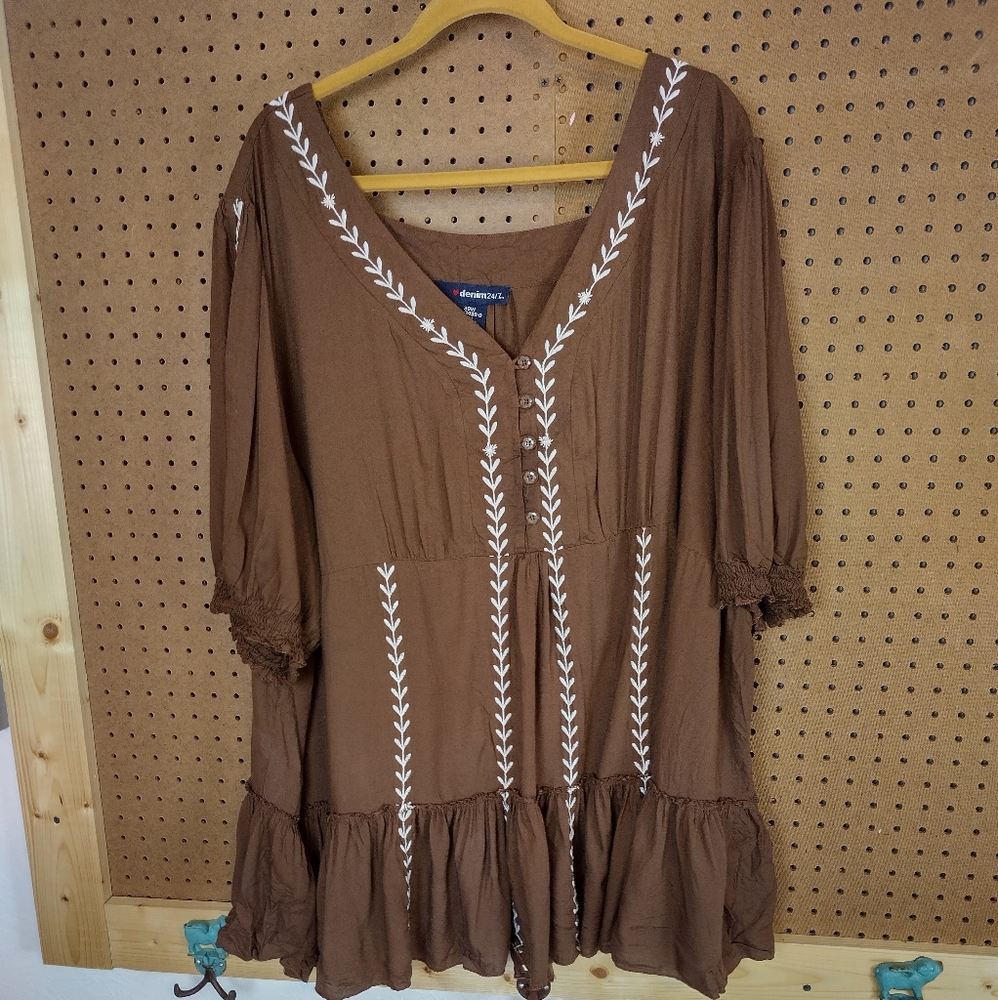 Denim 24/7 size 30 peasant blouse coffee brown embroidered